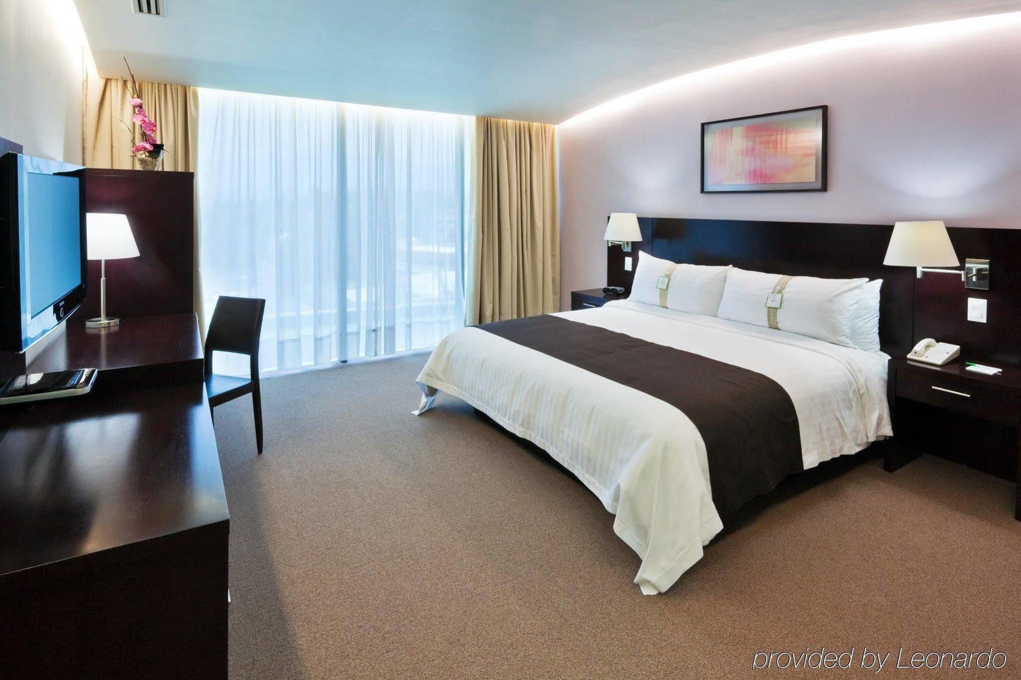 & Medica Sur By Ihg Hotel 4*